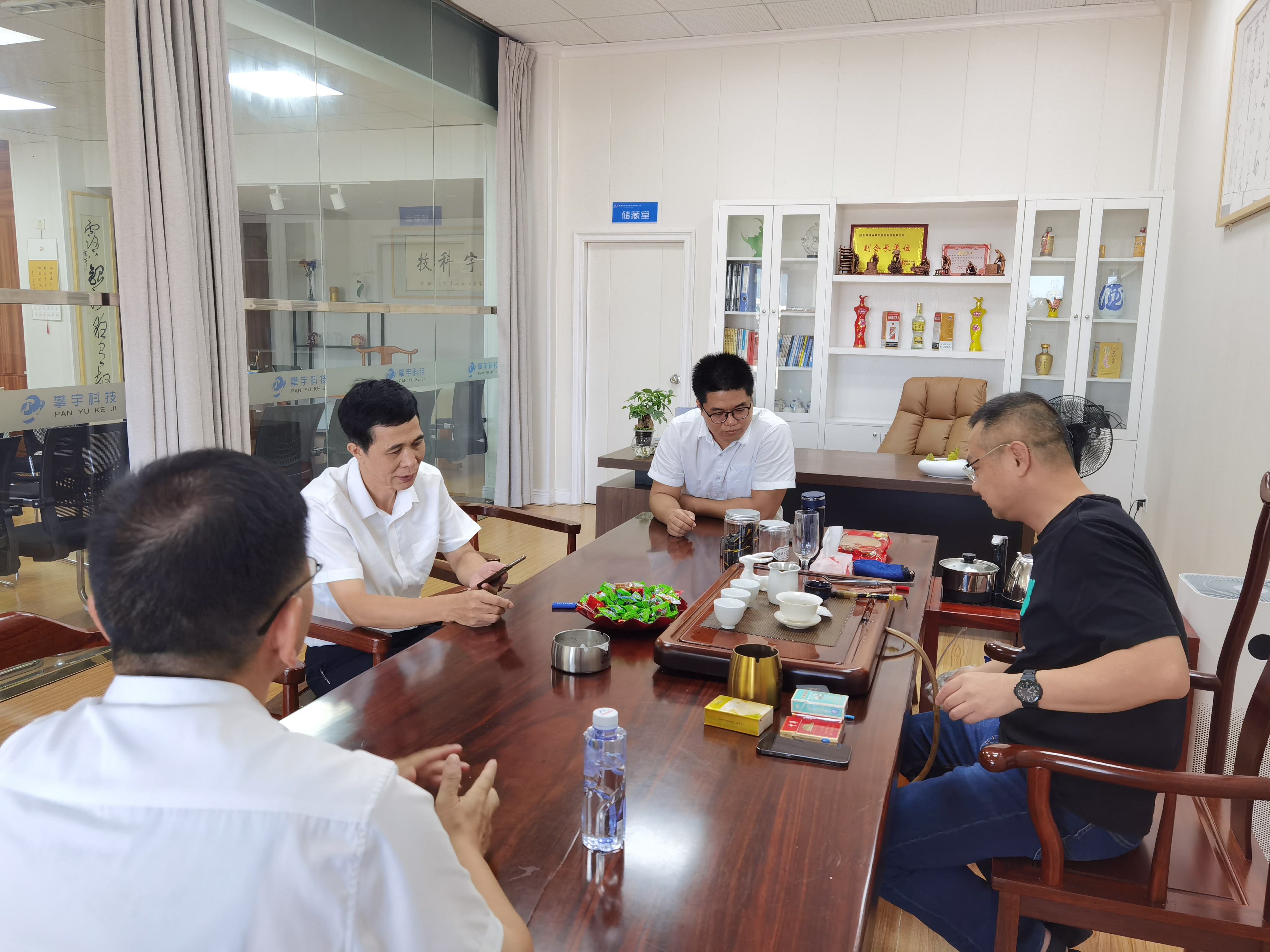 攀宇科技 | 安溪县人社局马向阳局长莅临我司人才培养基地调研指导工作(图7) 攀宇科技 | 安溪县人社局马向阳局长莅临我司人才培养基地调研指导工作(图7)