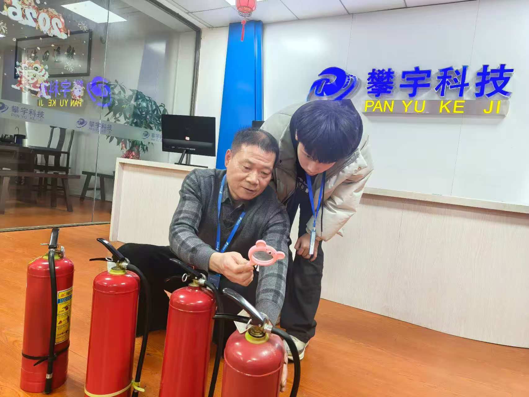 攀宇(宇拓)科技|我司在安溪华侨职校人才培养基地开展消防安全实操演练(图22) 攀宇(宇拓)科技|我司在安溪华侨职校人才培养基地开展消防安全实操演练(图22)