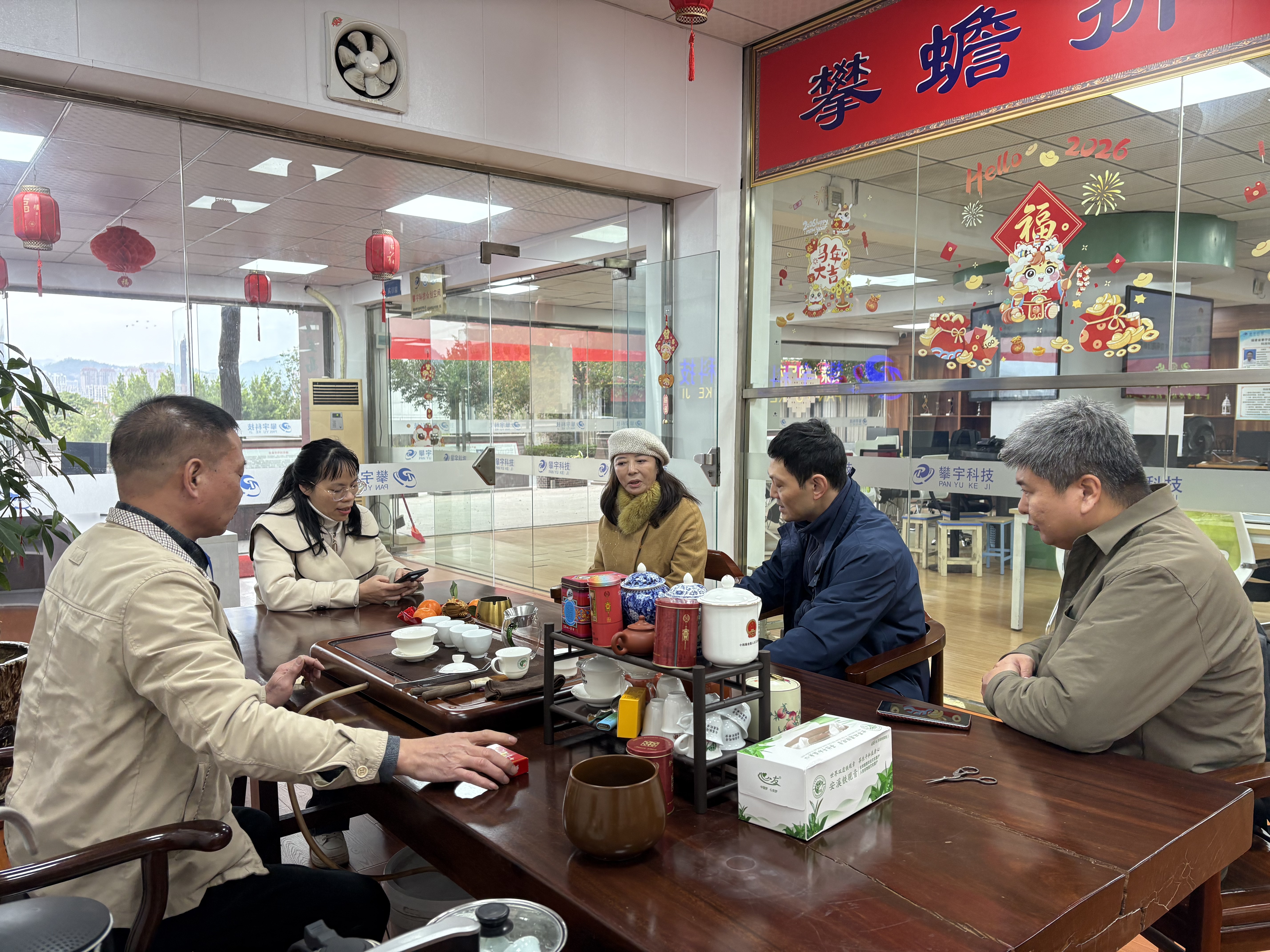 攀宇(宇拓)科技|福建教育学院领导莅临我司人才培养基地调研指导(图4) 攀宇(宇拓)科技|福建教育学院领导莅临我司人才培养基地调研指导(图4)