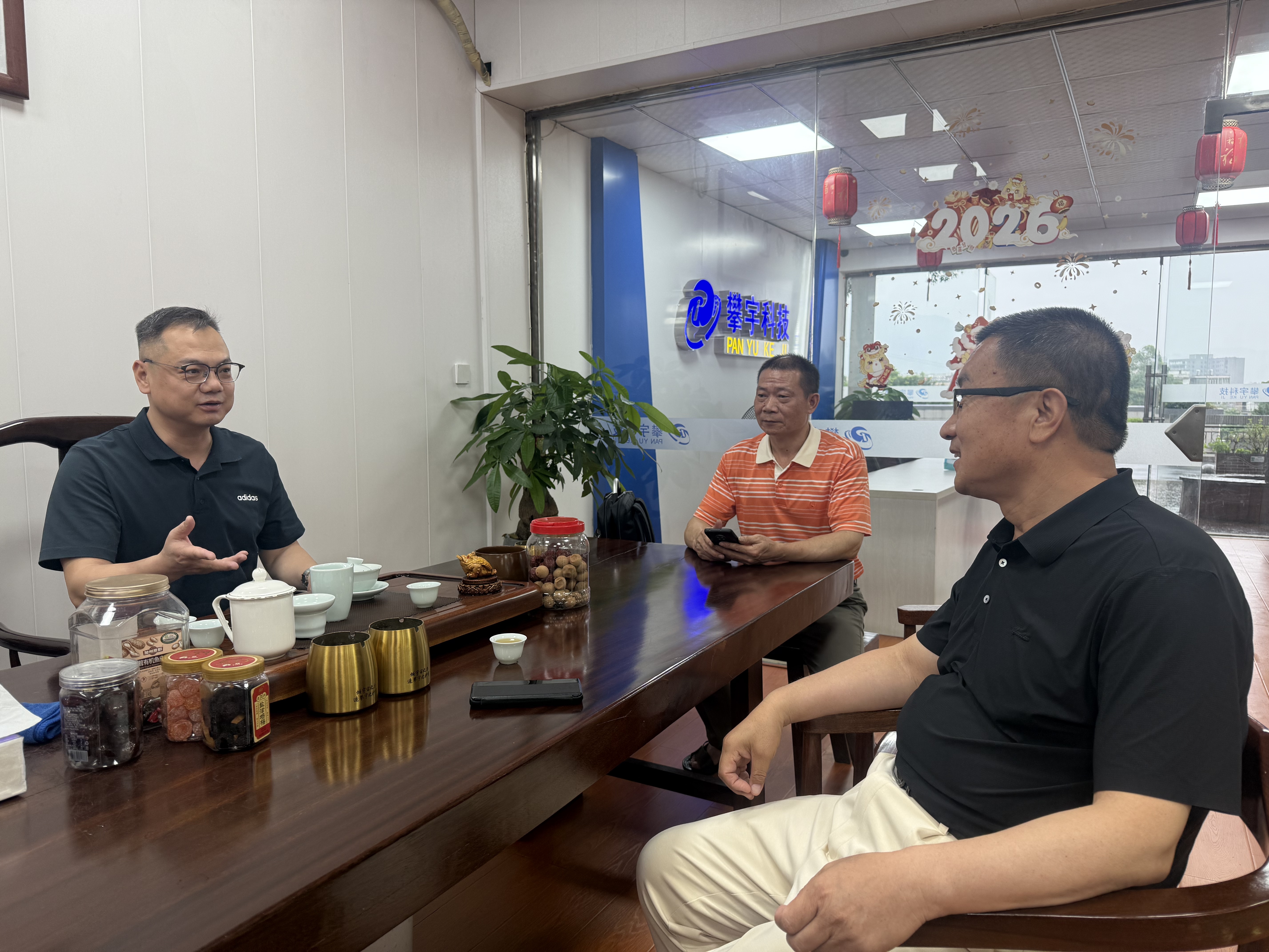 聚焦县域职教,深化产教融合|全国职教联盟年会嘉宾莅临我司考察调研校企合作成果(图17) 聚焦县域职教,深化产教融合|全国职教联盟年会嘉宾莅临我司考察调研校企合作成果(图17)